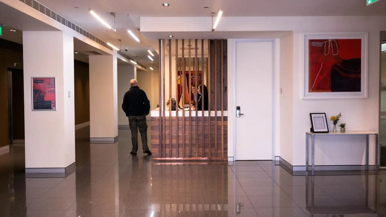 Tasha'S Apartments On Warwick Adelaide